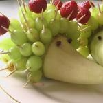 Sebze ve meyvelerden kendi elleriyle yapılan el sanatları Novosibirsk'i şaşırttı